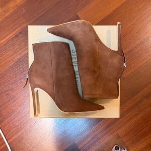 Elegant Brown Ankle Boots
